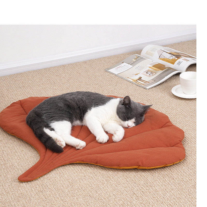 Cat Leaf Shape Soft Mat